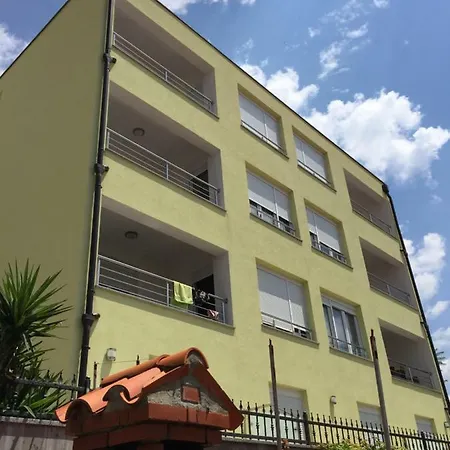 Apartament Popic *